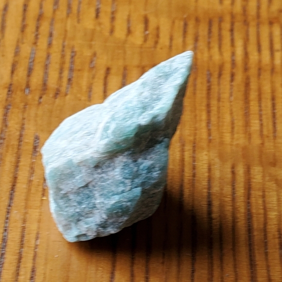 #2 Raw Amazonite Crystal - Picture 3 of 9